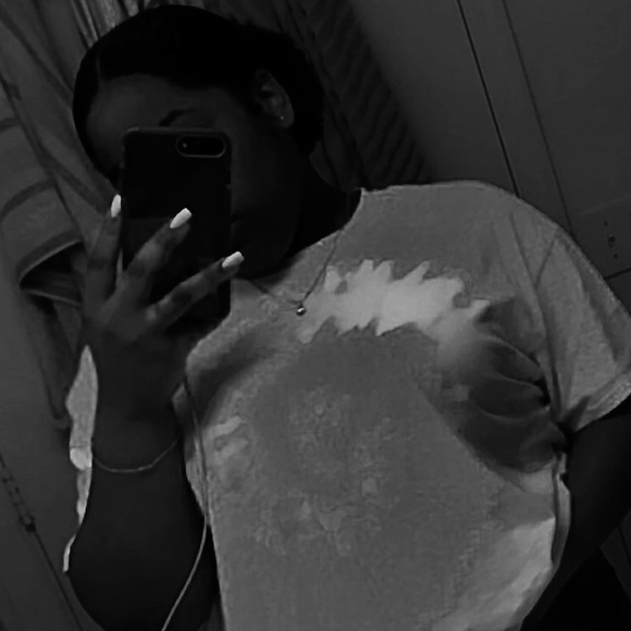 Meet your Posher, Khaliah - Picture 1 of 1